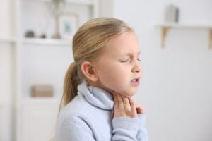 img child choking