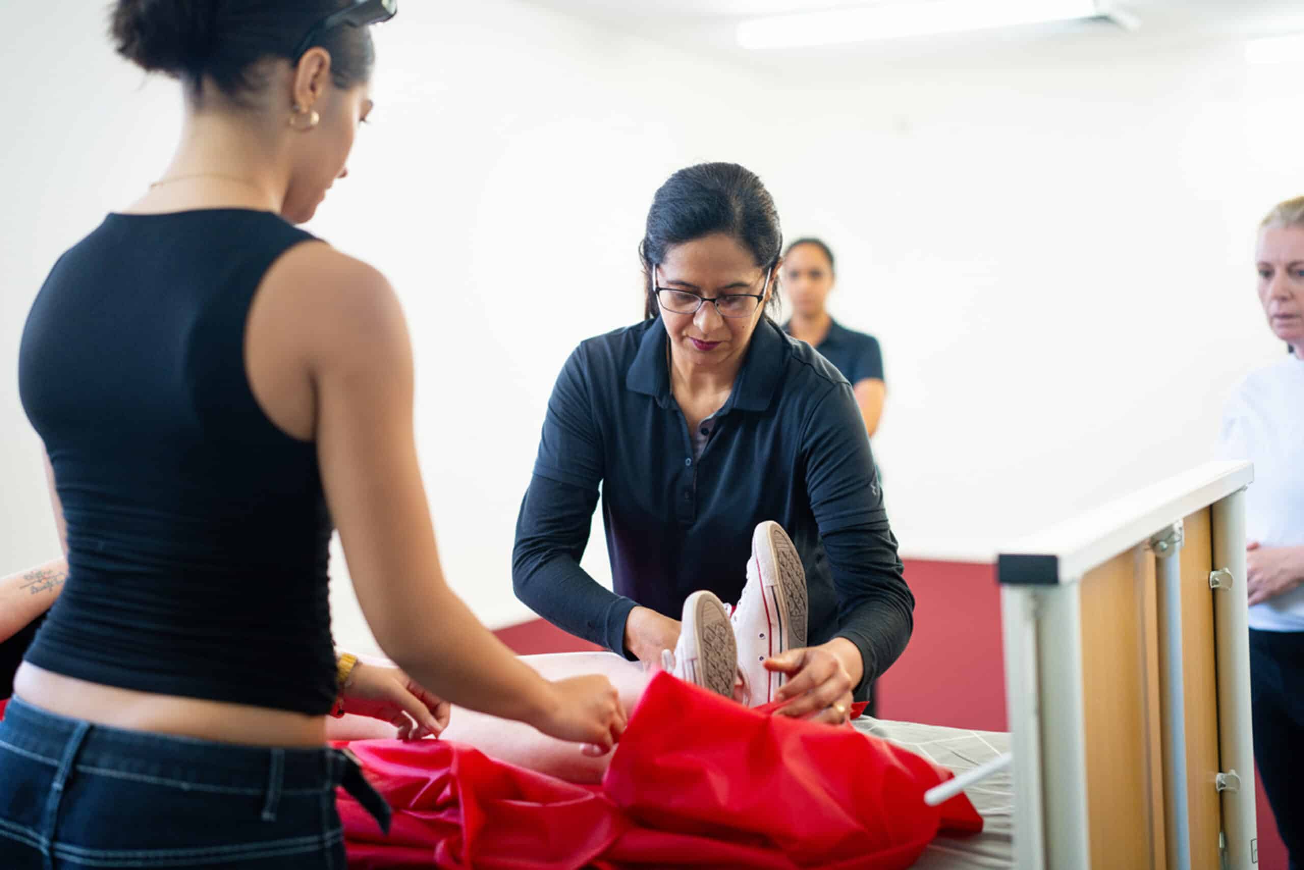 HLTWHS005 Conduct Manual Tasks Safely - Manual Handling Course