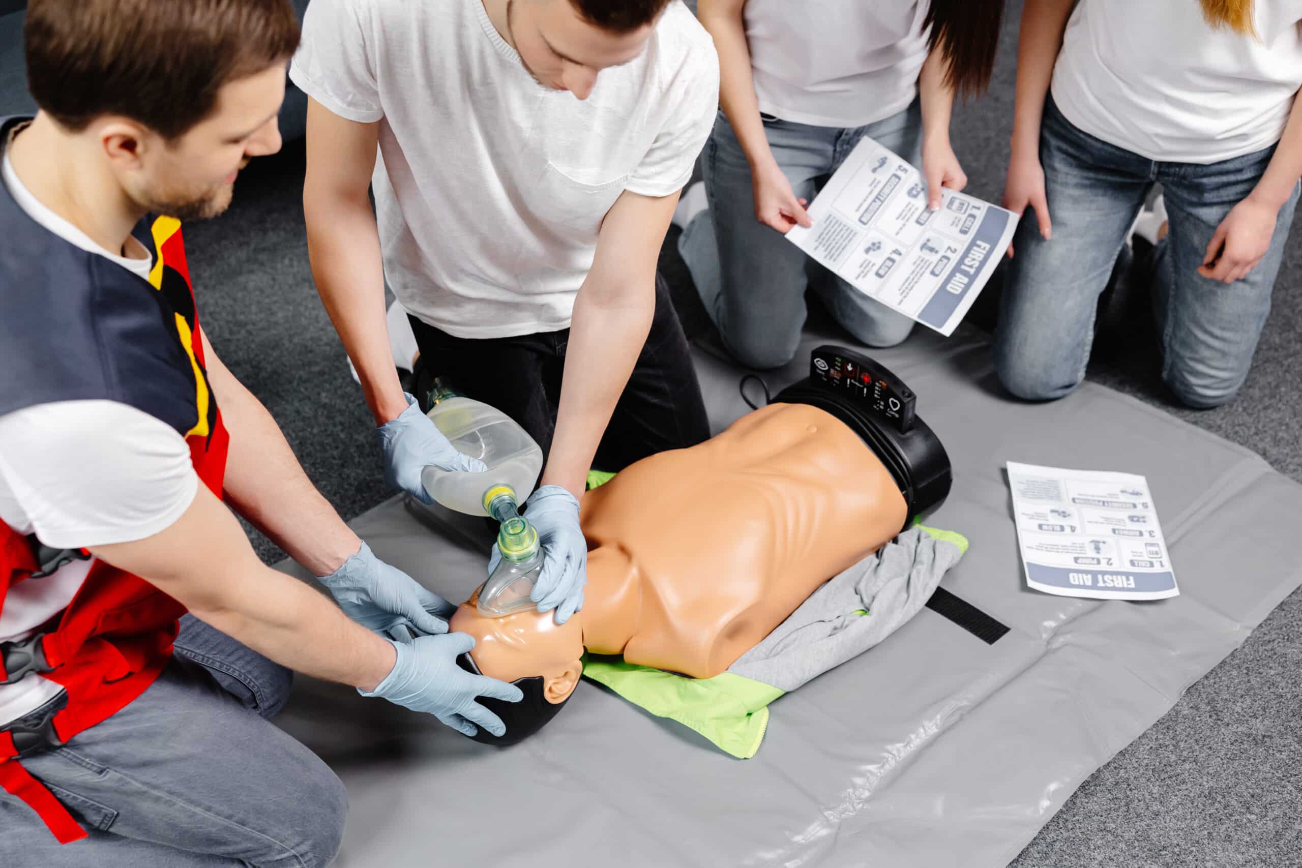 Father’s Day 2026 - First Aid Training - Cardiopulmonary resuscitation. First aid course on cpr dummy